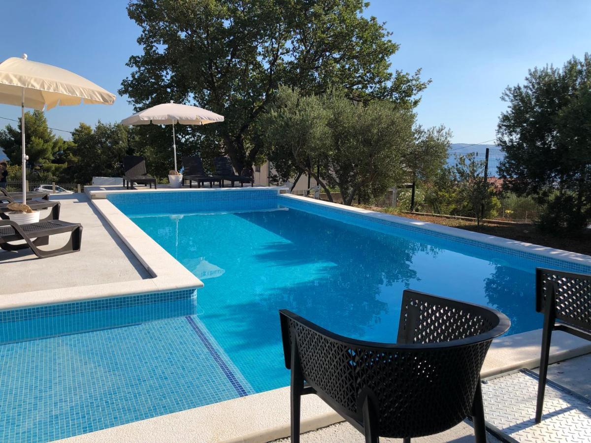 The View Split. Highlight With Roof-Top-Terrace And Pool Kastela Dış mekan fotoğraf