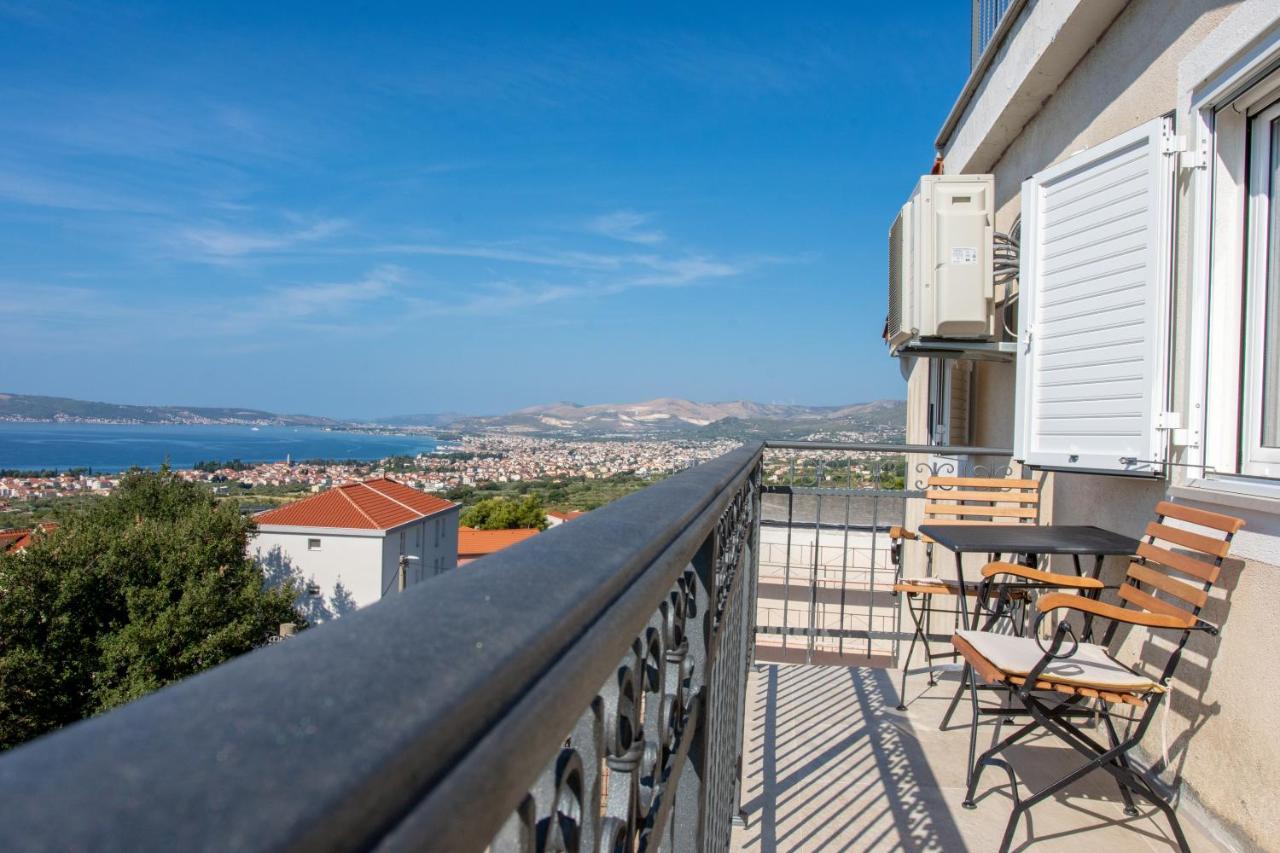 The View Split. Highlight With Roof-Top-Terrace And Pool Kastela Dış mekan fotoğraf